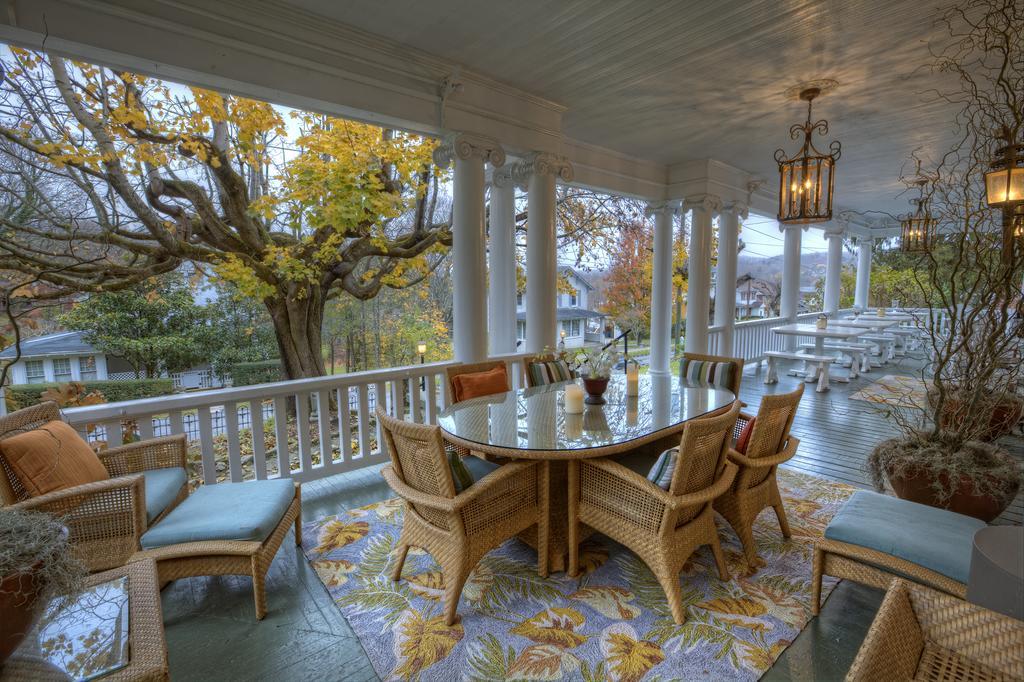 Bluefield Inn, A Select Registry Propery Exterior photo