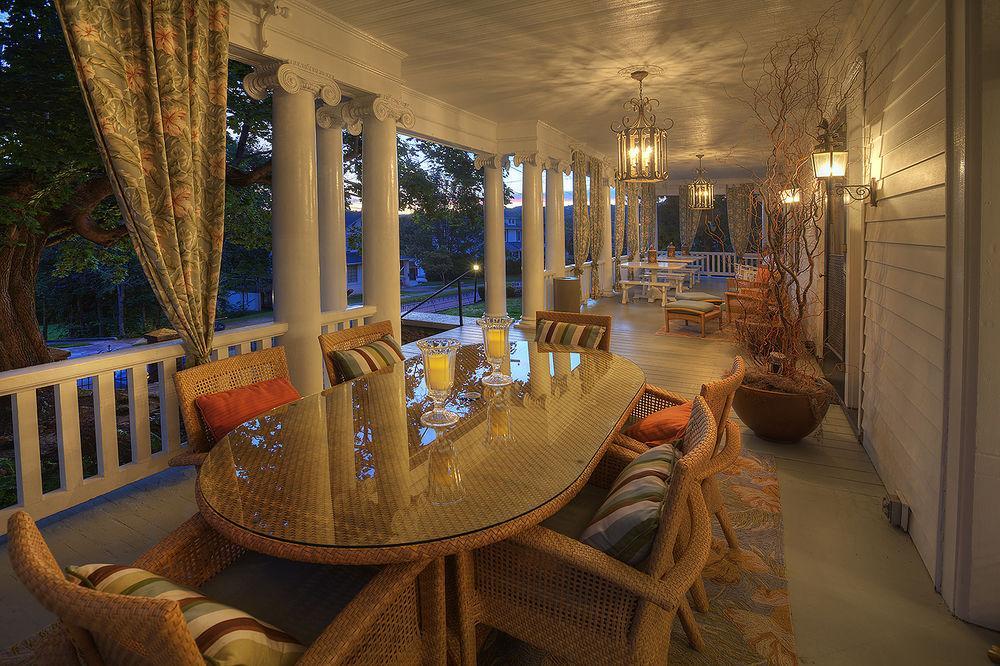 Bluefield Inn, A Select Registry Propery Exterior photo